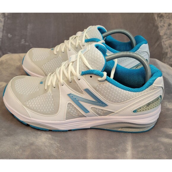 New‎ Balance 1540 V2  Blue Running Shoes Womens 10 Sneakers - Picture 1 of 10